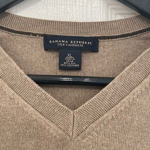 Silk/cashmere v neck sweater